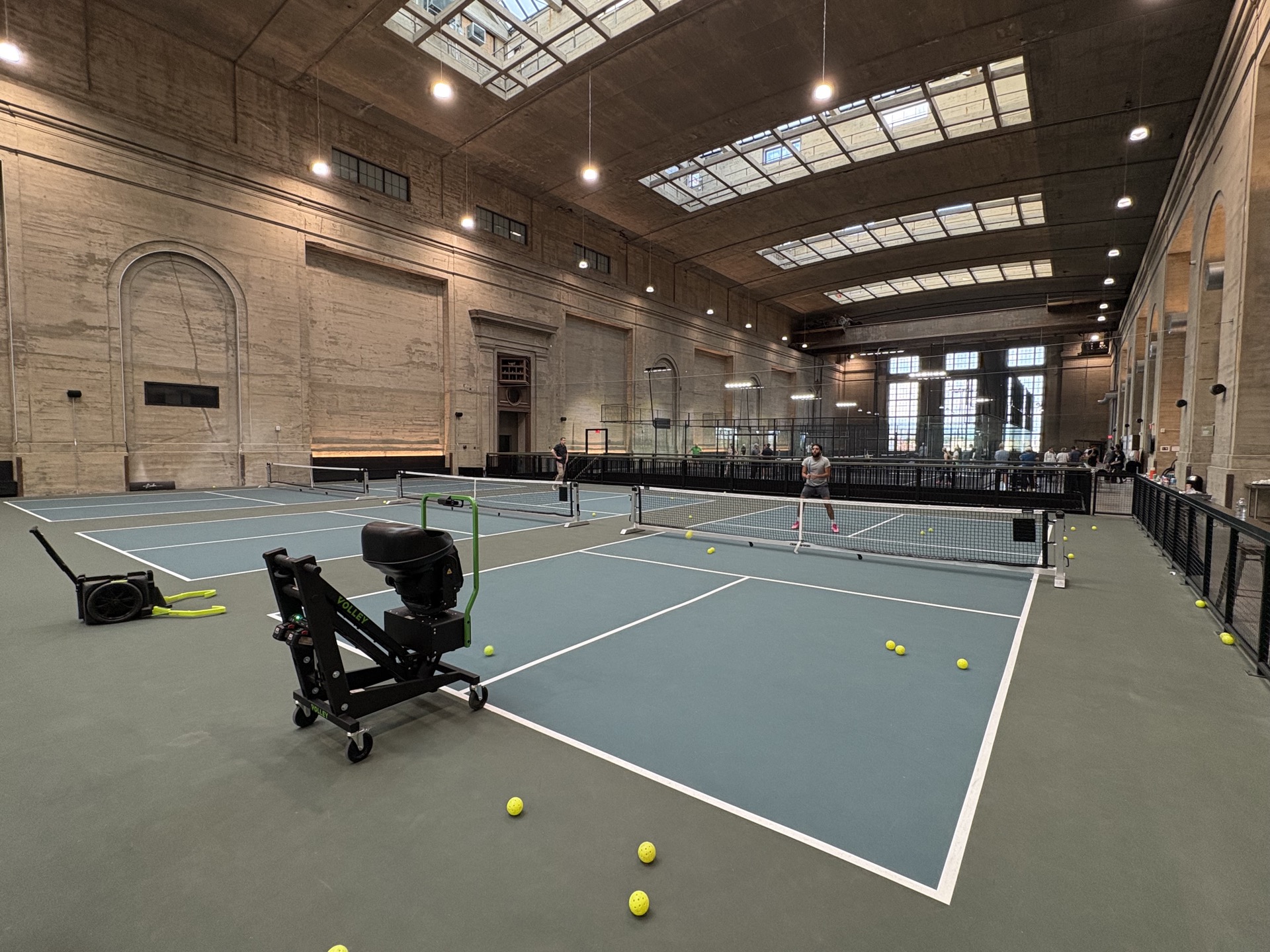A solo player booking court time with the Volley trainer